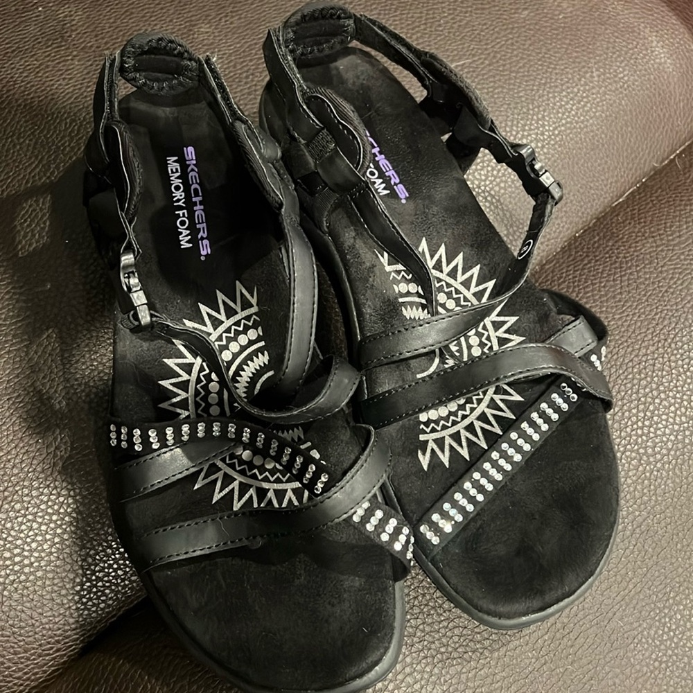 Skechers Women's Reggae Slim-Festivity-Strappy Adjustable Sandal  NEVER WORN!